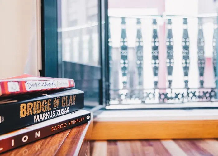 Daire Haizean By People San Sebastián